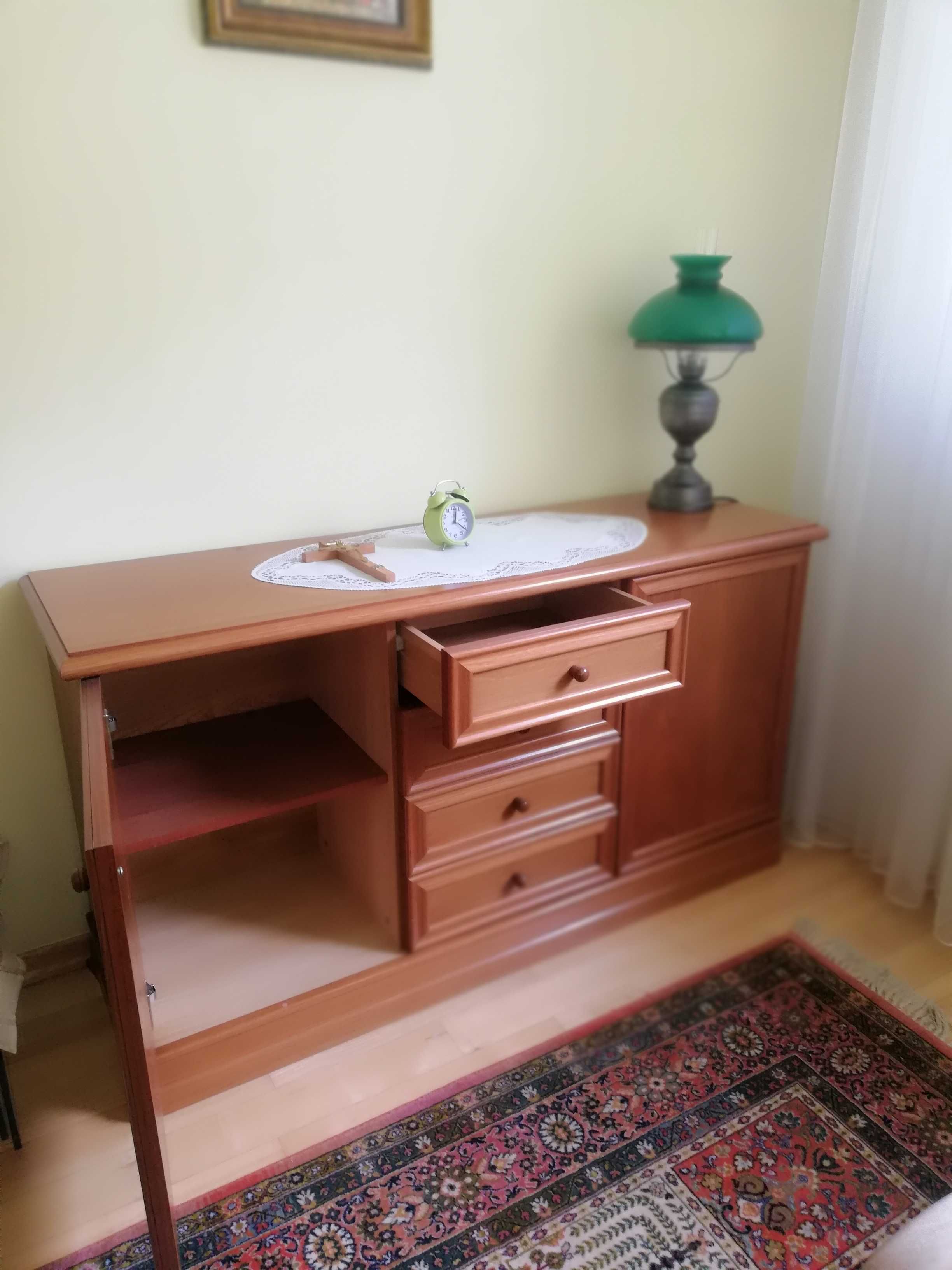 komoda z okleiny drewnianej blat boki używana