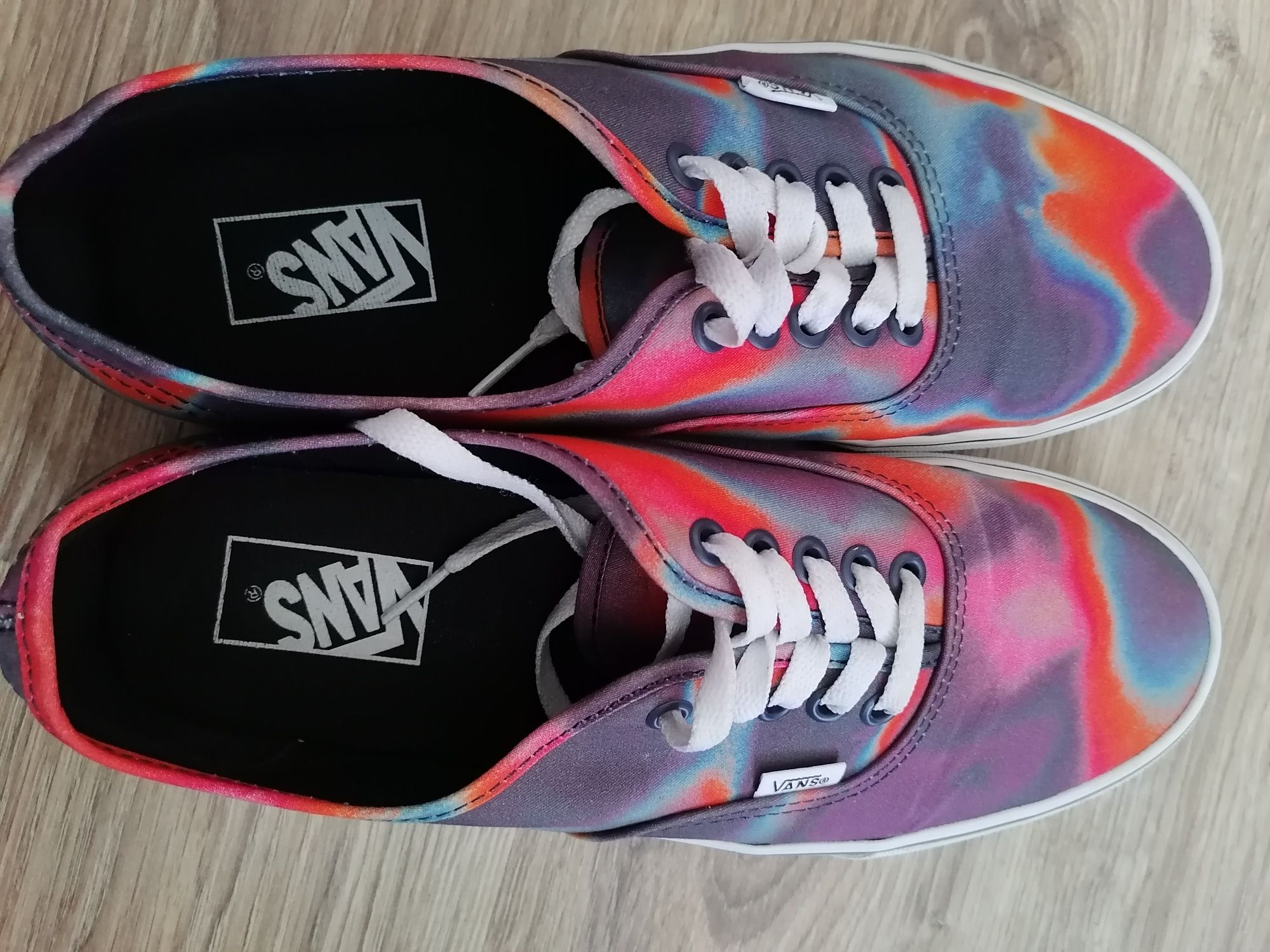 Buty VANS Authentic 41 ŚLICZNE, Kolorowe