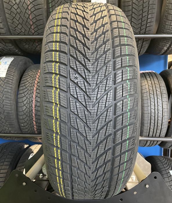 Зима шина Goodyear UltraGrip Performance 3 235/55 R19 105H XL, усі роз