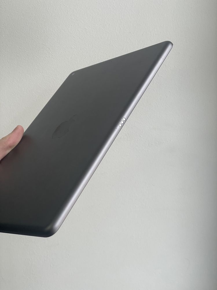 Планшет Apple iPad 8, 32 GB. Wi-Fi, Space Gray айпад