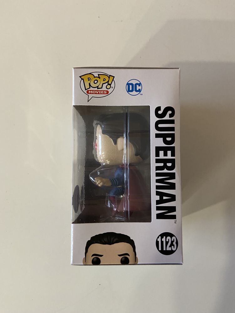 Funko Pop Superman Chase