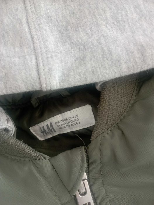 Kurtka chłopięca bomberka 110/116 HM