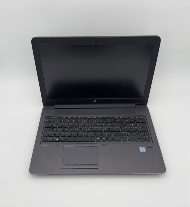 HP ZBook 15 G4 | Xeon I7 | 32GB | 512GB SSD + 1TB | 1 ANO GARANTIA