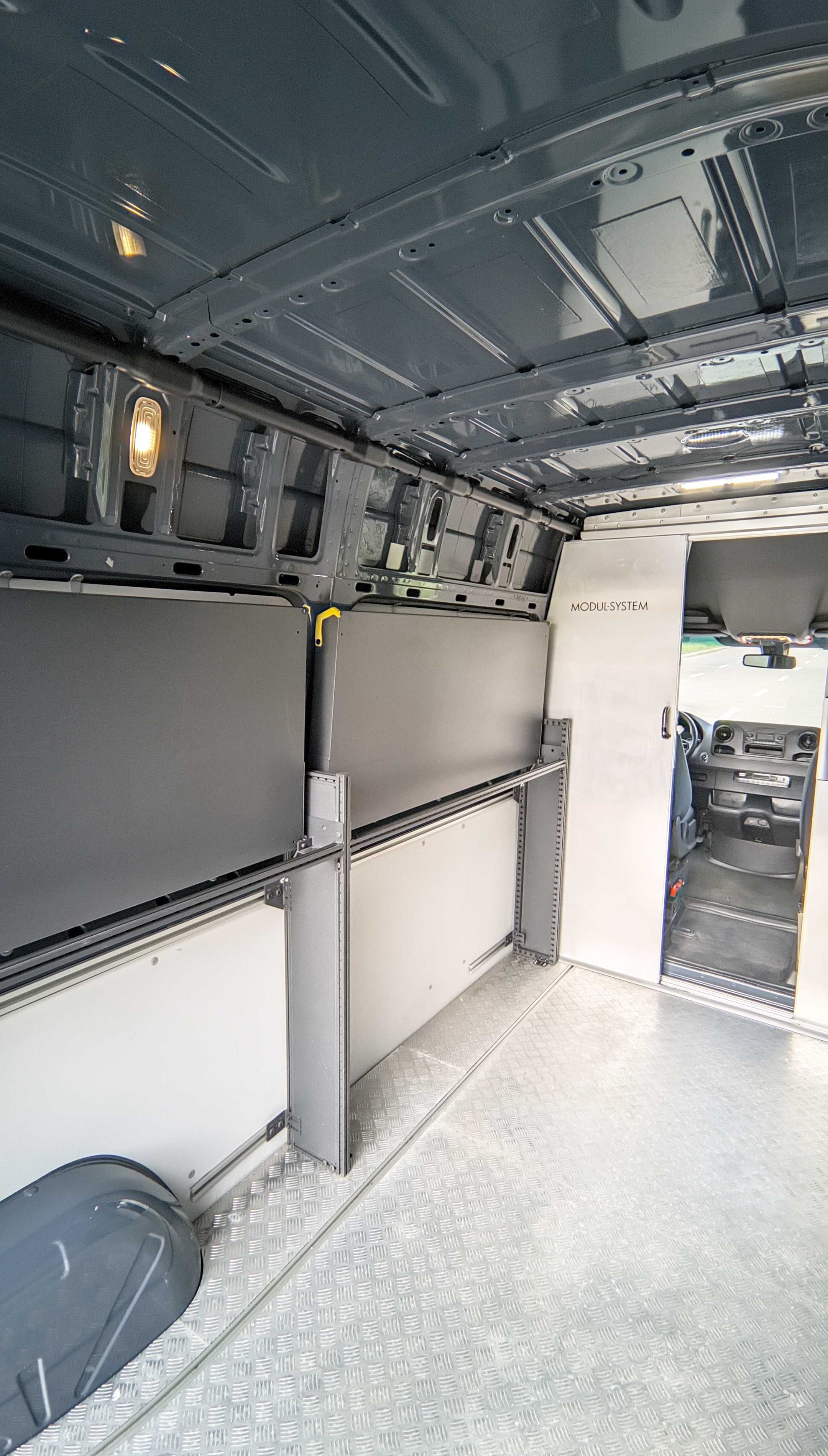 продаж Mercedes-Benz eSprinter 2020 електричний з ПДВ