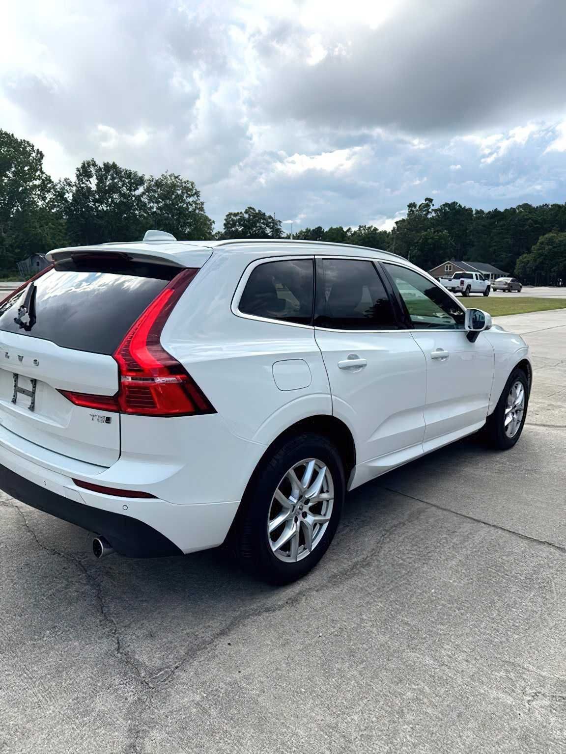 Volvo XC60 T5 AWD Momentum 2020