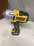 Klucz udarowy dewalt DCF961