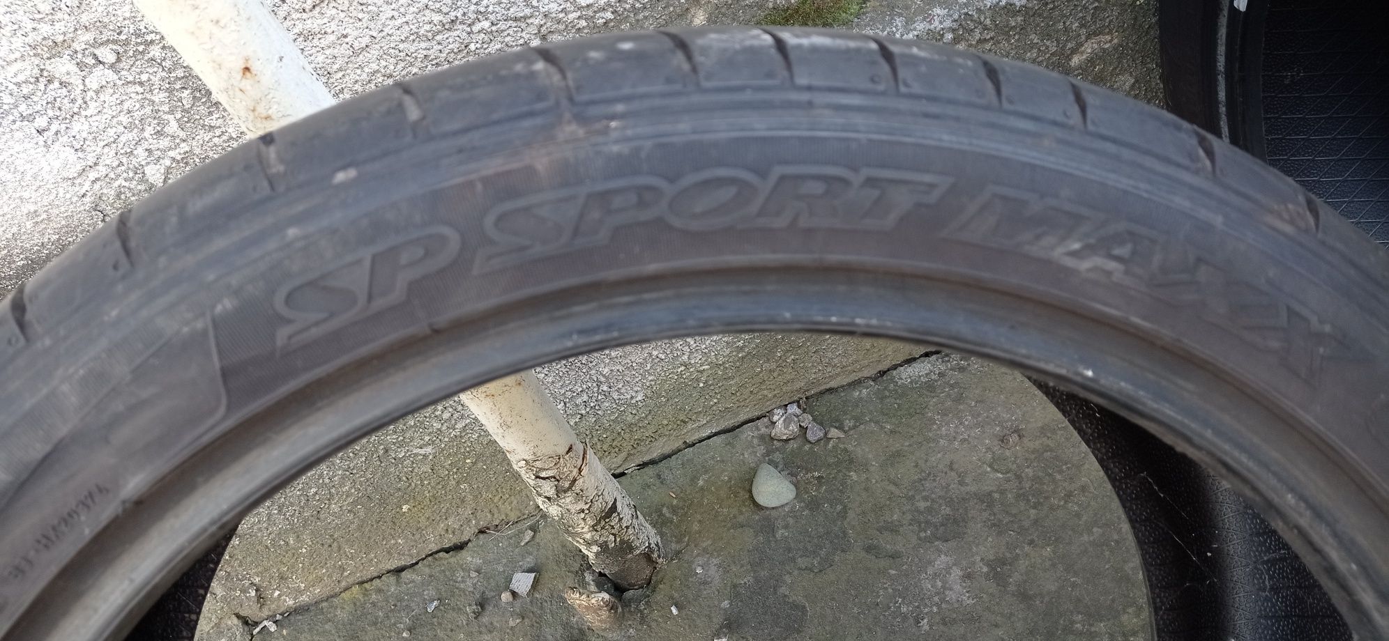 225/40/21 DUNLOP SP Sport maxx Gt