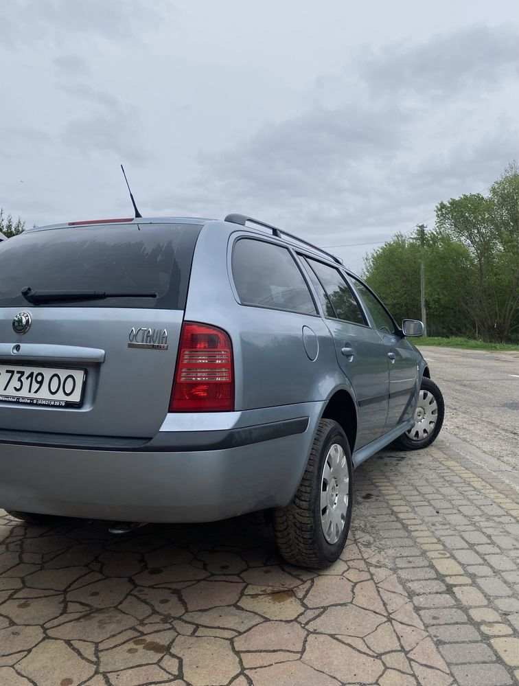 Skoda Octavia 2004 1.6   Шкода Октавія