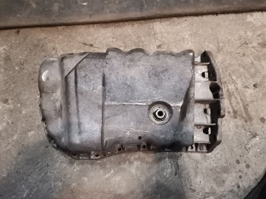 Подон двигателя рено-кенго 2001р 1.9дті.