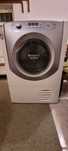 Suszarka do ubrań Hotpoint Ariston AQCF851BU
