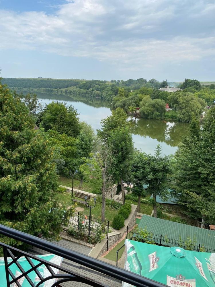 Готель біля річки/пляж/риболовля