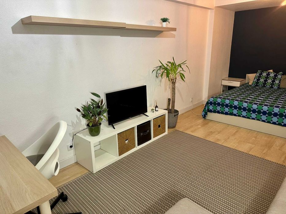 Quarto para arrendar em Paço DArcos, com área de 20m2, mobilado