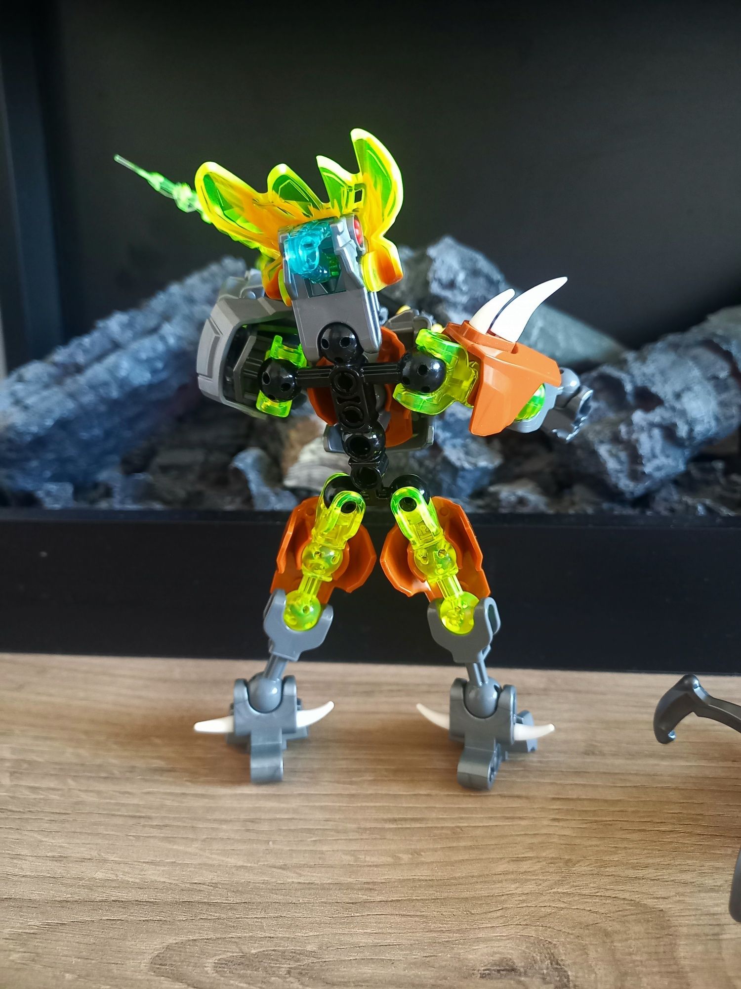 LEGO Bionicle 70779 Obrońca Skał Protector of Stone 2015 rok kompletny