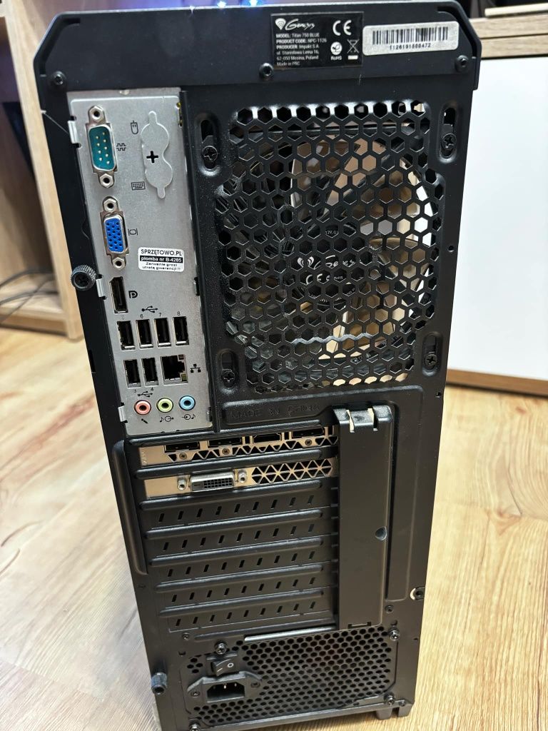 Komputer Gamingowy Intel
Komputer Gamingowy Intel Core i7 GTX 1070 |