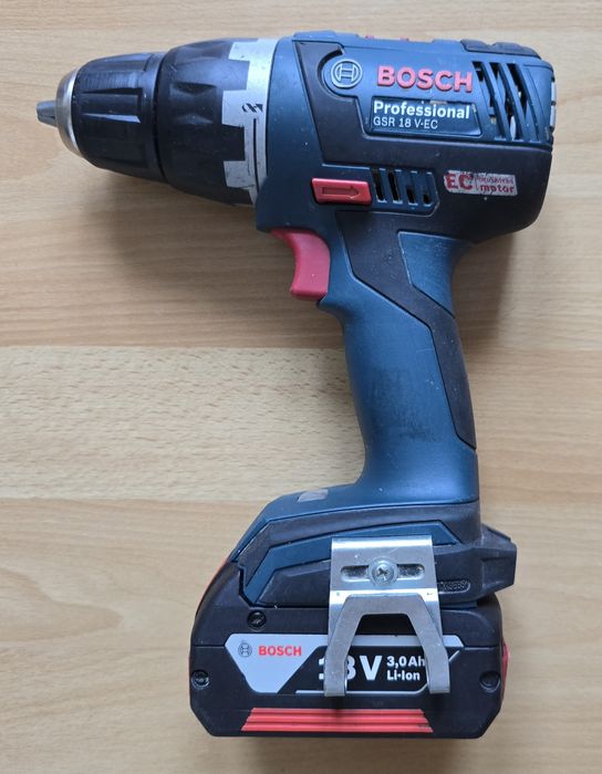 BOSCH GSR 18V-EC Wkrętarko-Wiertarka Bezszczotkowa Aku3.0Ah WALIZKA