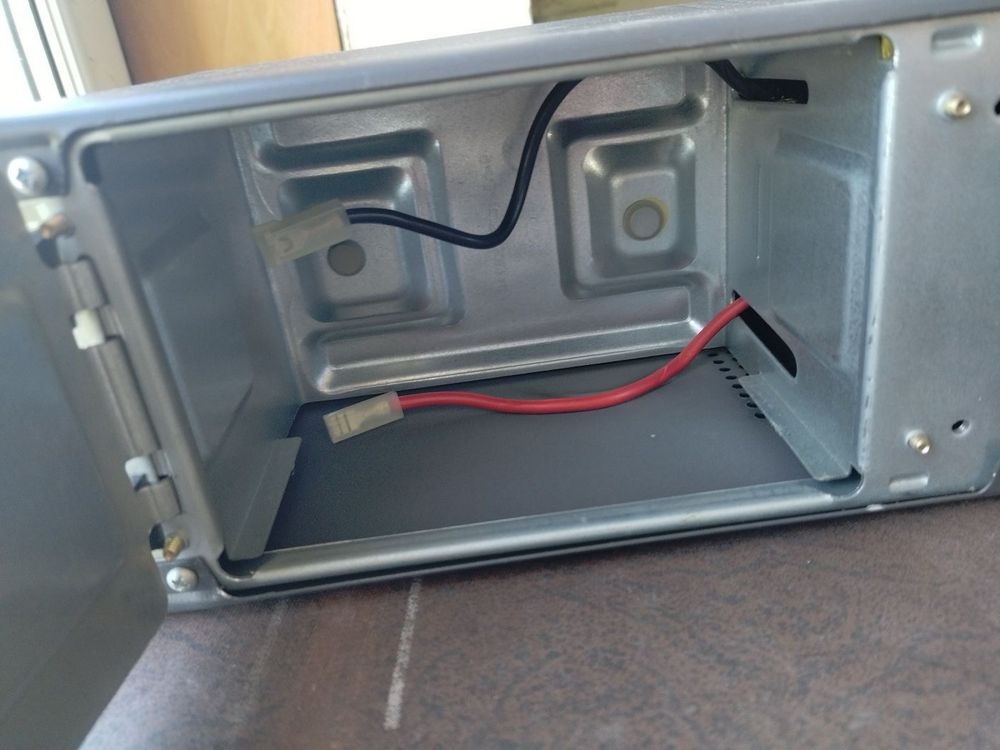 APC SMART-UPS SC 620 VA (SC620I). ИБП без акб
