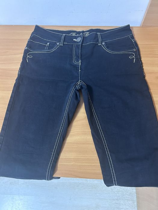 Жіночі джинси з утепленням