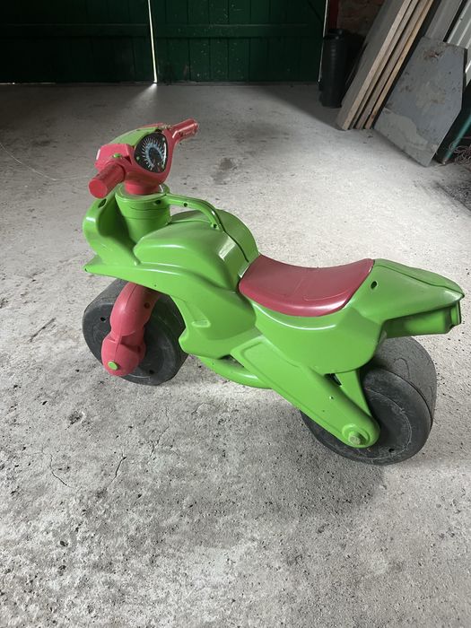 Толкар мотоцикл дитячий ногами