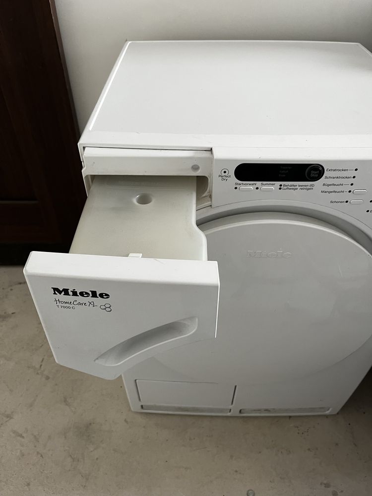 Suszarka elektryczna Miele T 7000 C