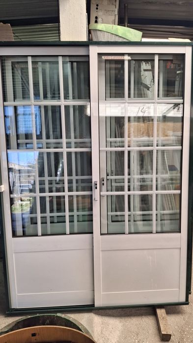 Sacadas aluminio vidro  duplo