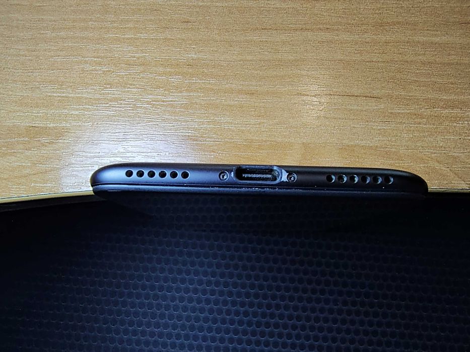 Смартфон Xiaomi Mi A2 4/64gb Black (НЕ LITE)