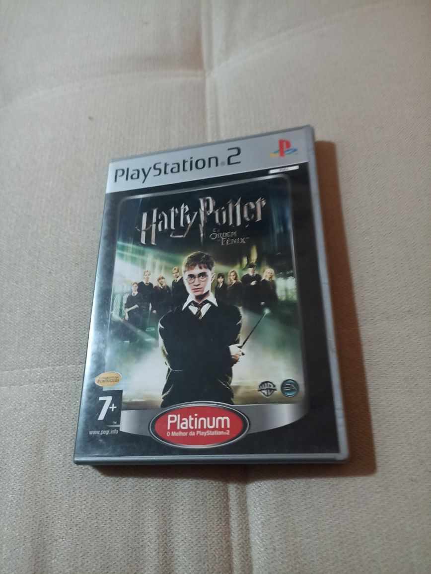 Jogos ps2 em estado bom