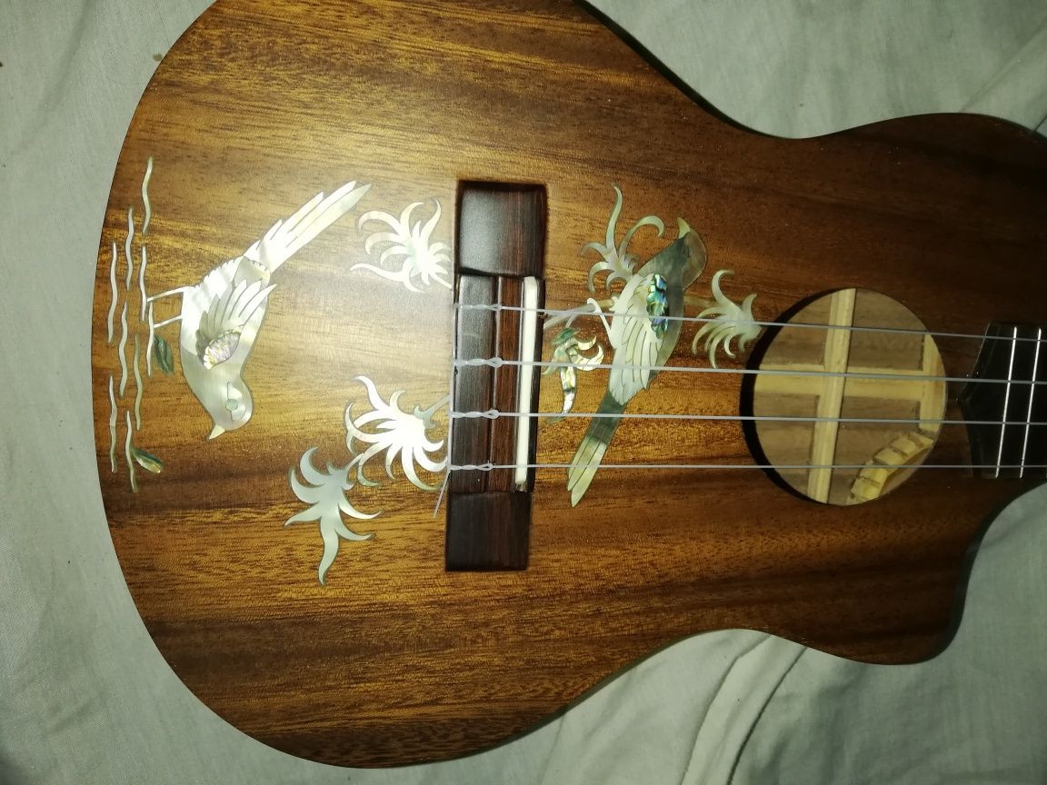 Ukulele tenor de alta qualidade