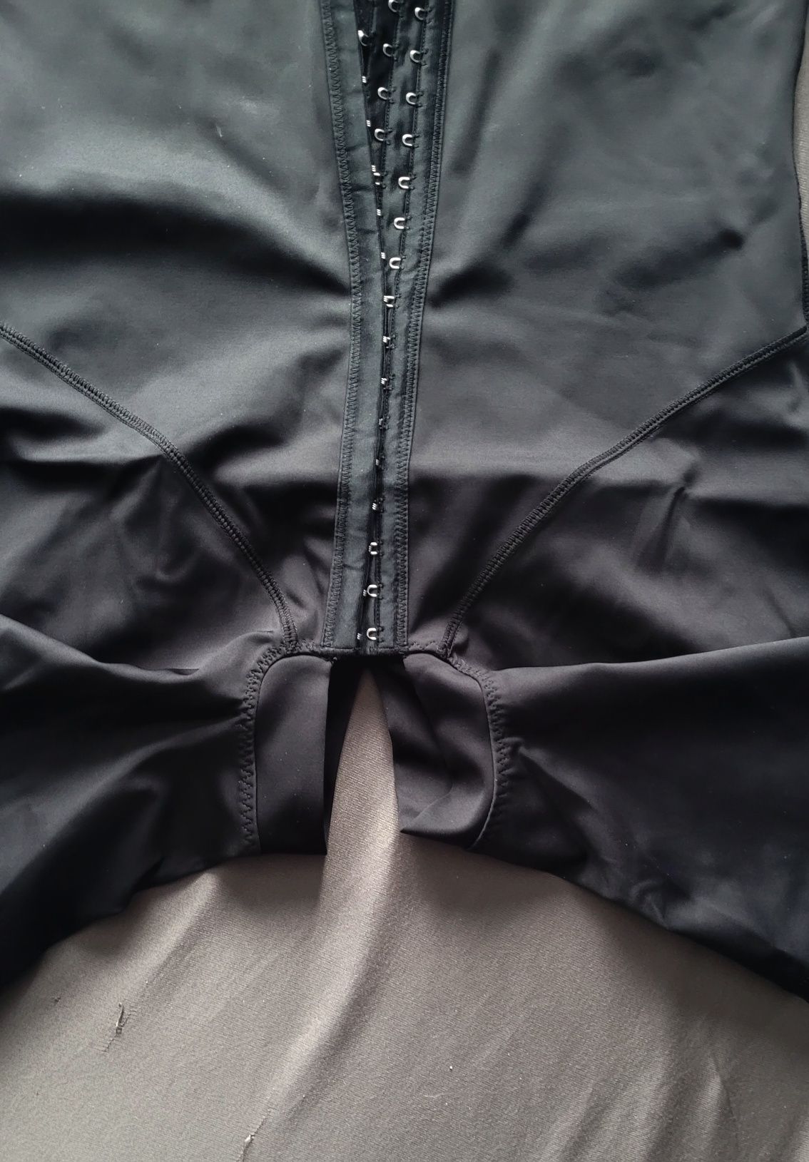 Body mocno modelujace sylwetkę 2xl