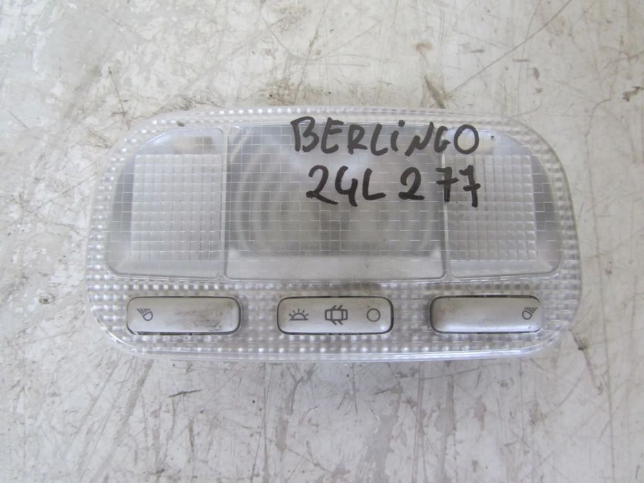 citroen berlingo III lampka podsufitki
