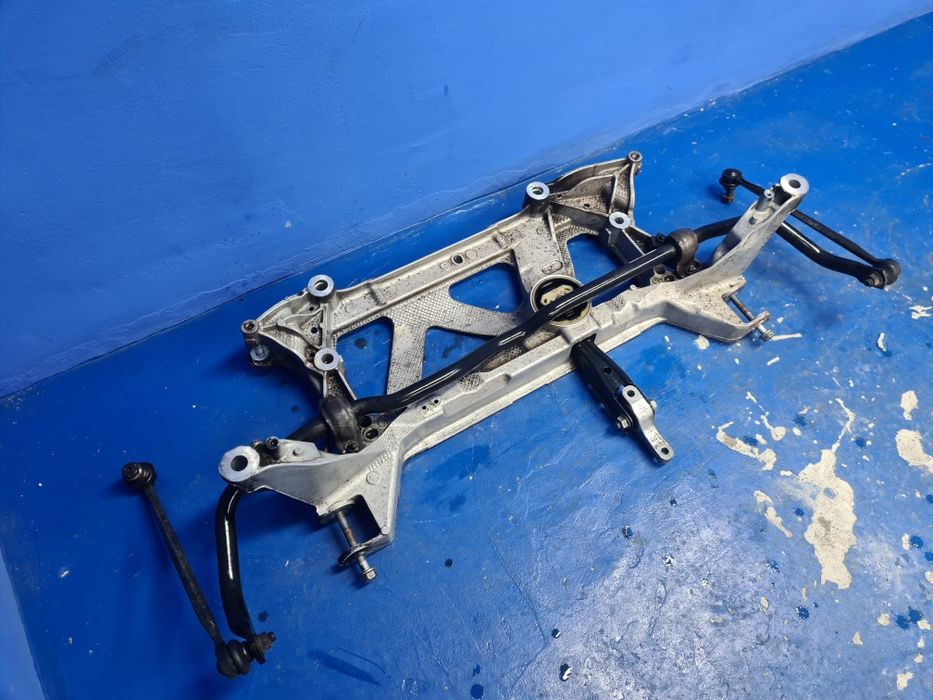 WÓZEK sanki zawieszenie silnika kompletny AUDI A3 S3 8V VW GOLF VII