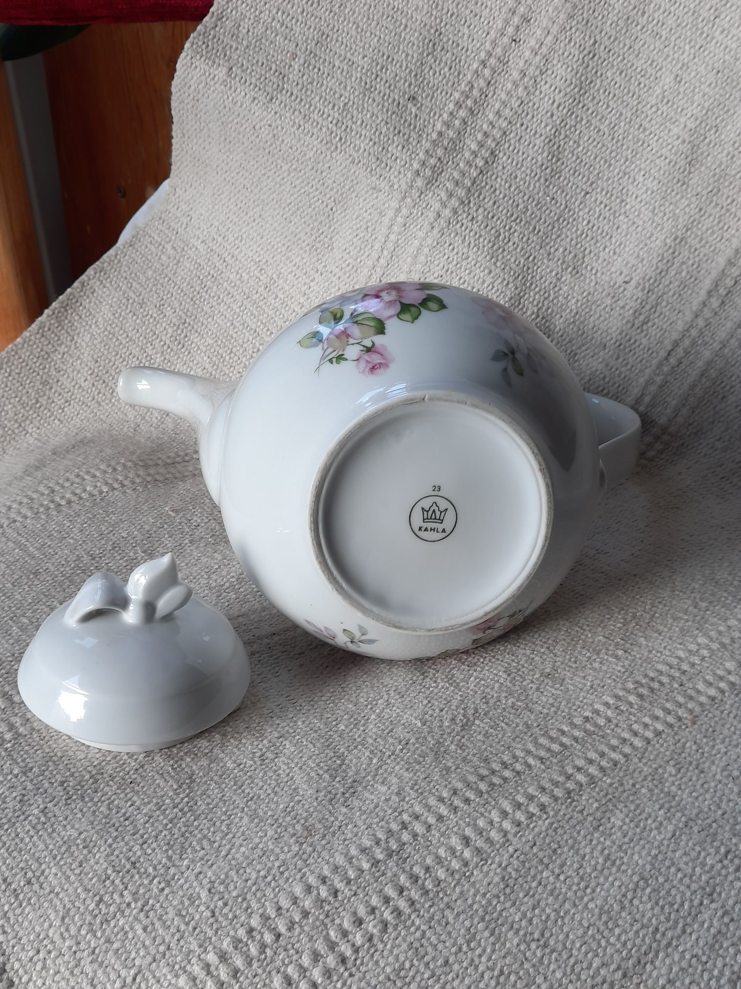 Dzbanek kahla kwiaty porcelana biała okrągły niemcy unikat kawa herbat