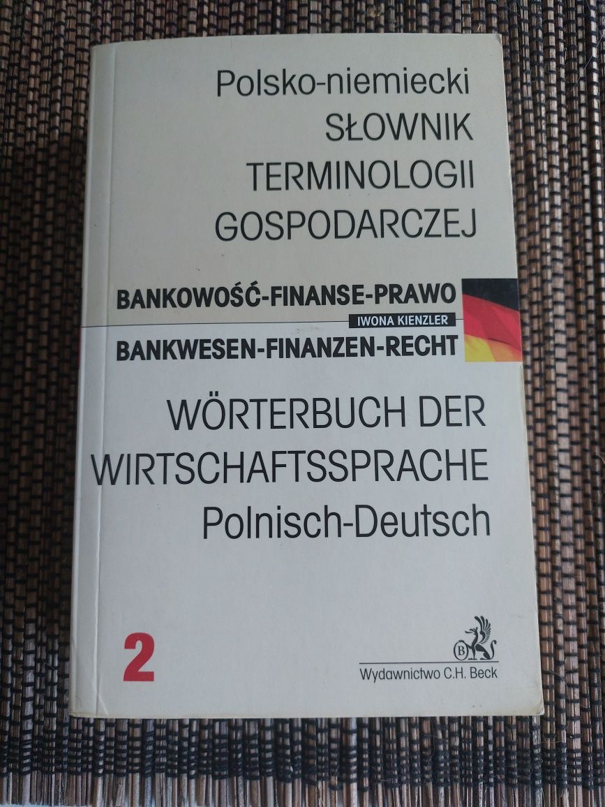 Polsko-niemiecki słownik terminologii gospodarczej Iwona Kienzler