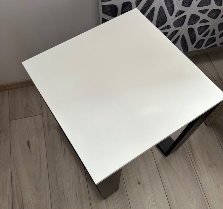 Stolik kawowy h55 cm szer 50,5 cm