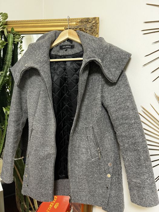 Женское пальто