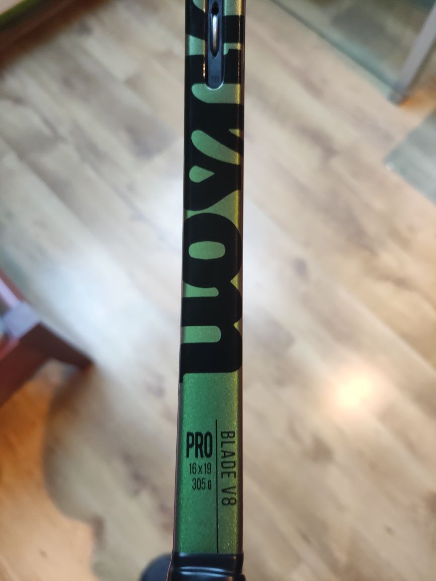 Wilson Blade Pro V8 16/19 grip 2 Pro Stock h22