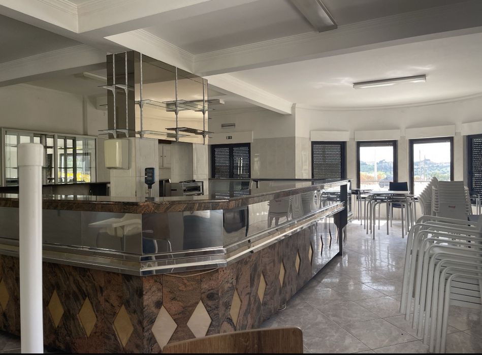 Alugrer de cafe e  Snack bar