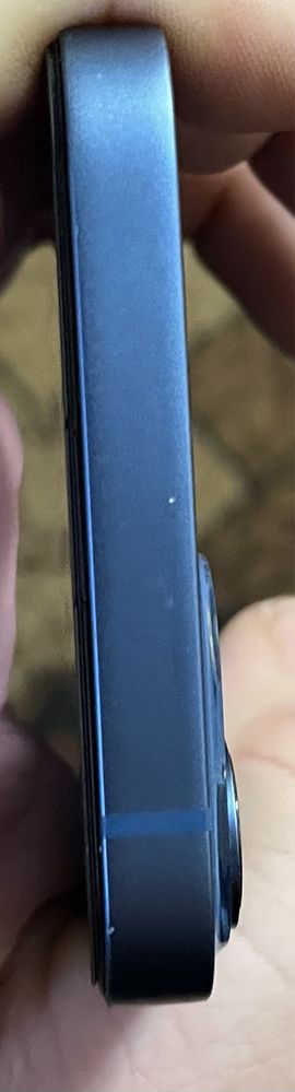 iPhone 13 256gd.