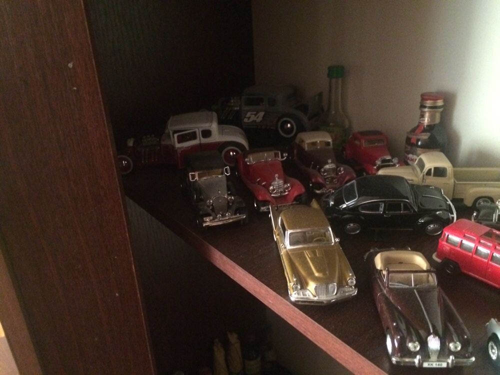 Колекція ретро автомобілей