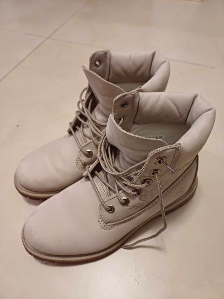 Biale buty timberland damskie 39