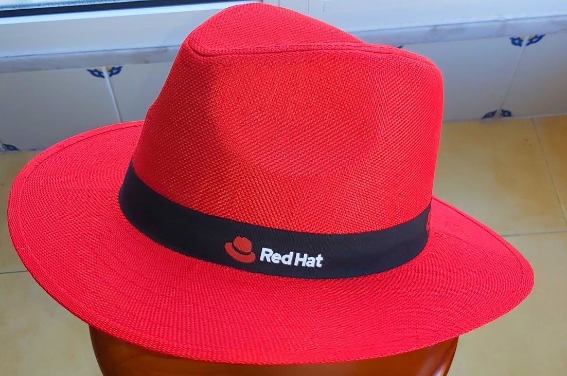 Chapeu vermelho Linux Fedora RedHat