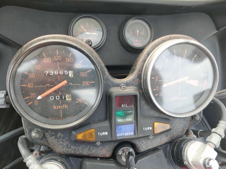 Motocykl Honda CB 900 F2