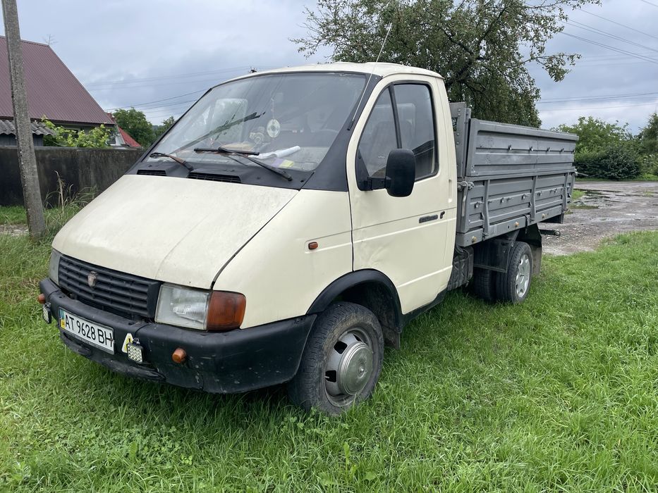 Вантажний автомобіль газ