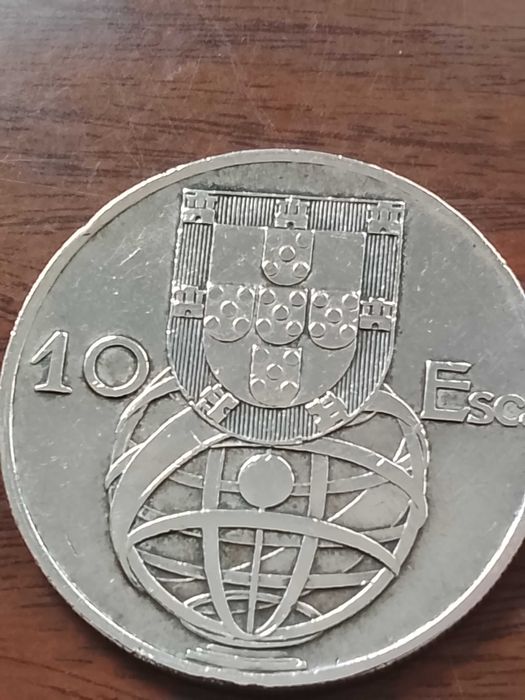 Moeda de 10 escudos de 1954, em prata.