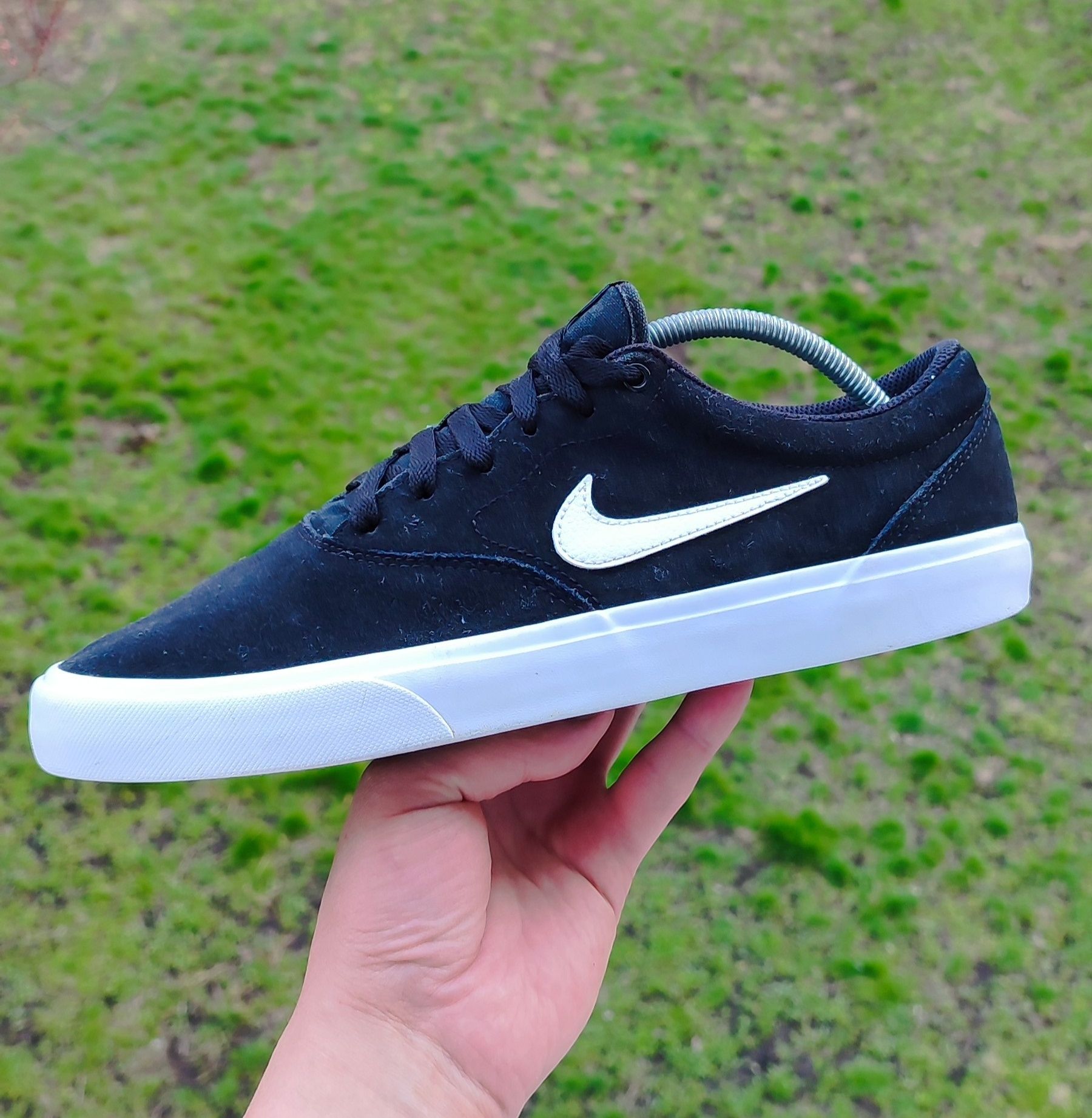 Кроссовки Nike SB Charge Suede