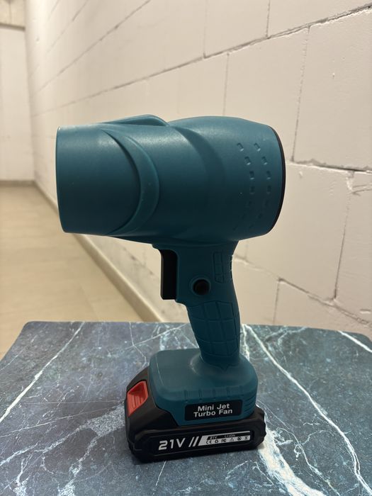 Dmuchawa do liści itp.