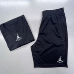 Продам чоловічий костюм jordan flight шорти + футболка