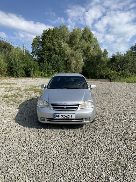 Продам Chevrolet Lacetti 1.8 газ/бензин