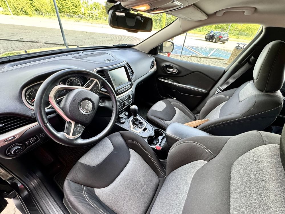 Jeep Cherokee 2014, automat benz+lpg, 272KM