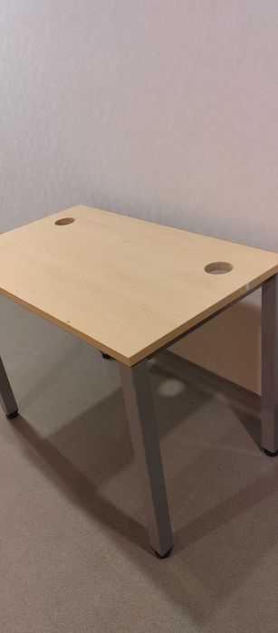 Dla dziecka biurko- regaly LEKSVIK-drewno-komoda IKEA-fotelik