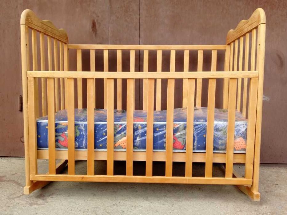 Дитяче ліжечко. Детская кроватка.  Відправка поштою!